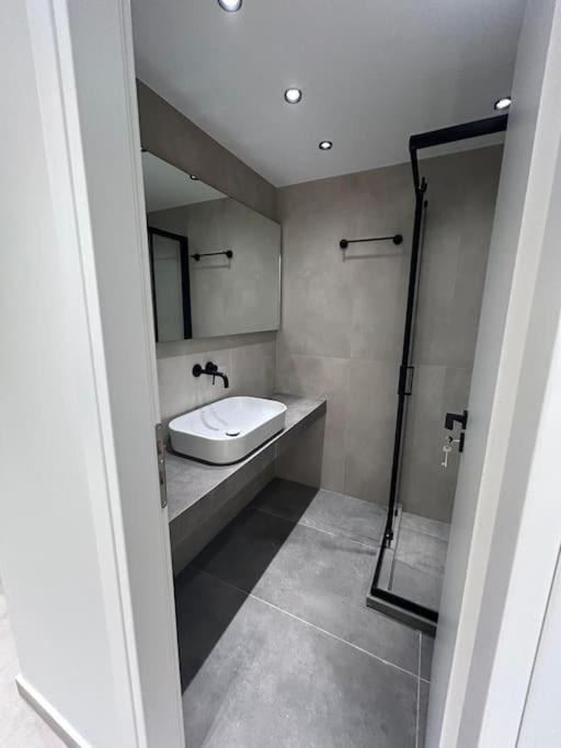 Apartmán Bluemotion - Just Sleep Pireus Exteriér fotografie